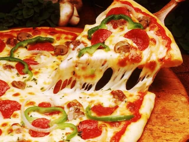 pizza advertising