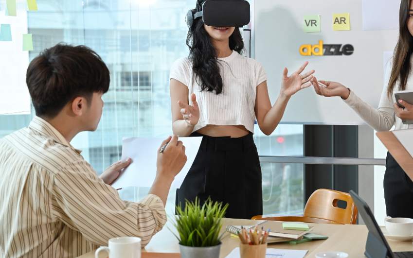 Exploring the Potential of Virtual Reality in Advertising